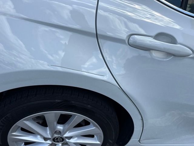 Used 2022  Toyota LE image 6