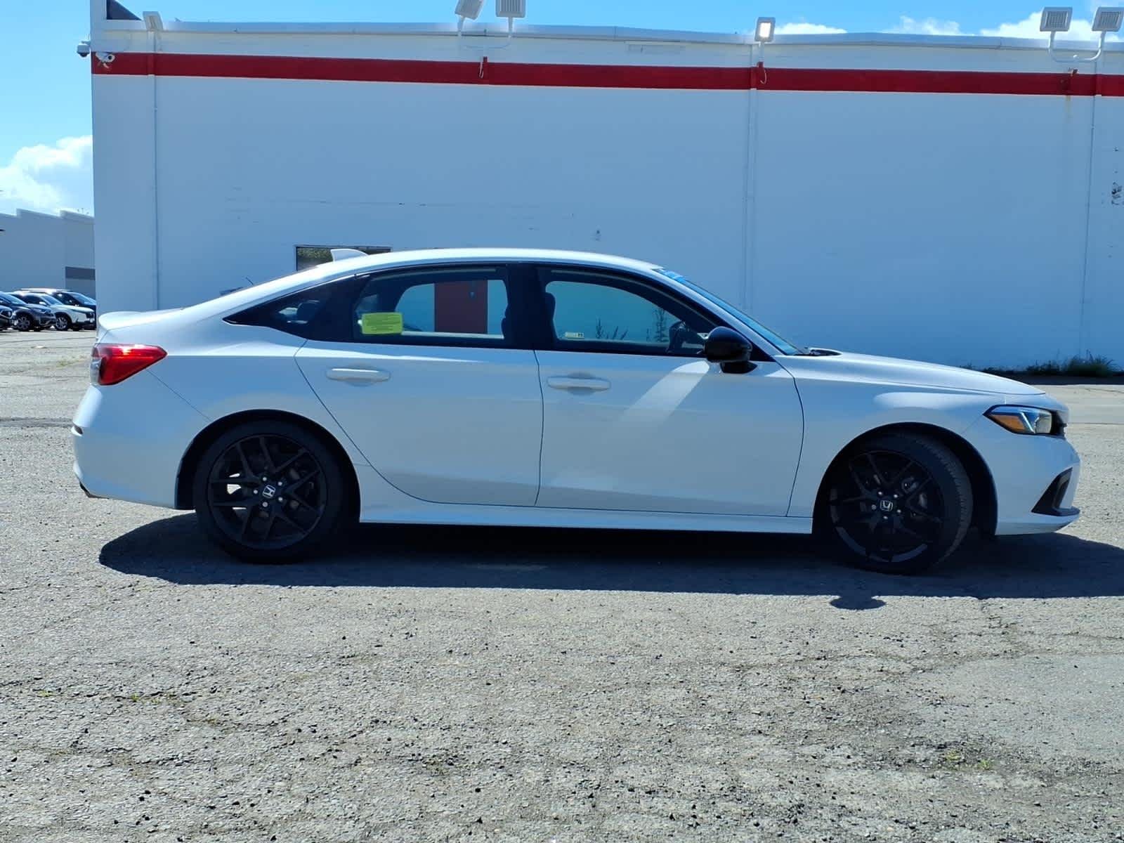 Certified Used 2023 Platinum White Pearl Honda Sport image 4
