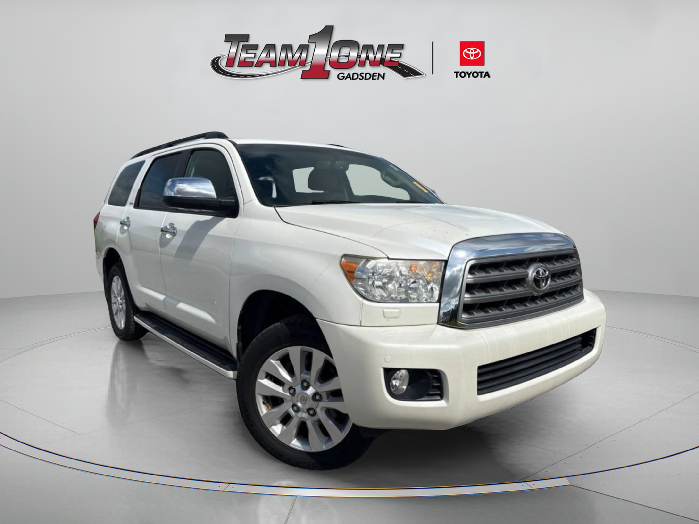 Used 2016 Blizzard Pearl Toyota Platinum image 1
