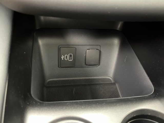 Used 2026 Carbonized Gray Metallic Ford Tremor image 27