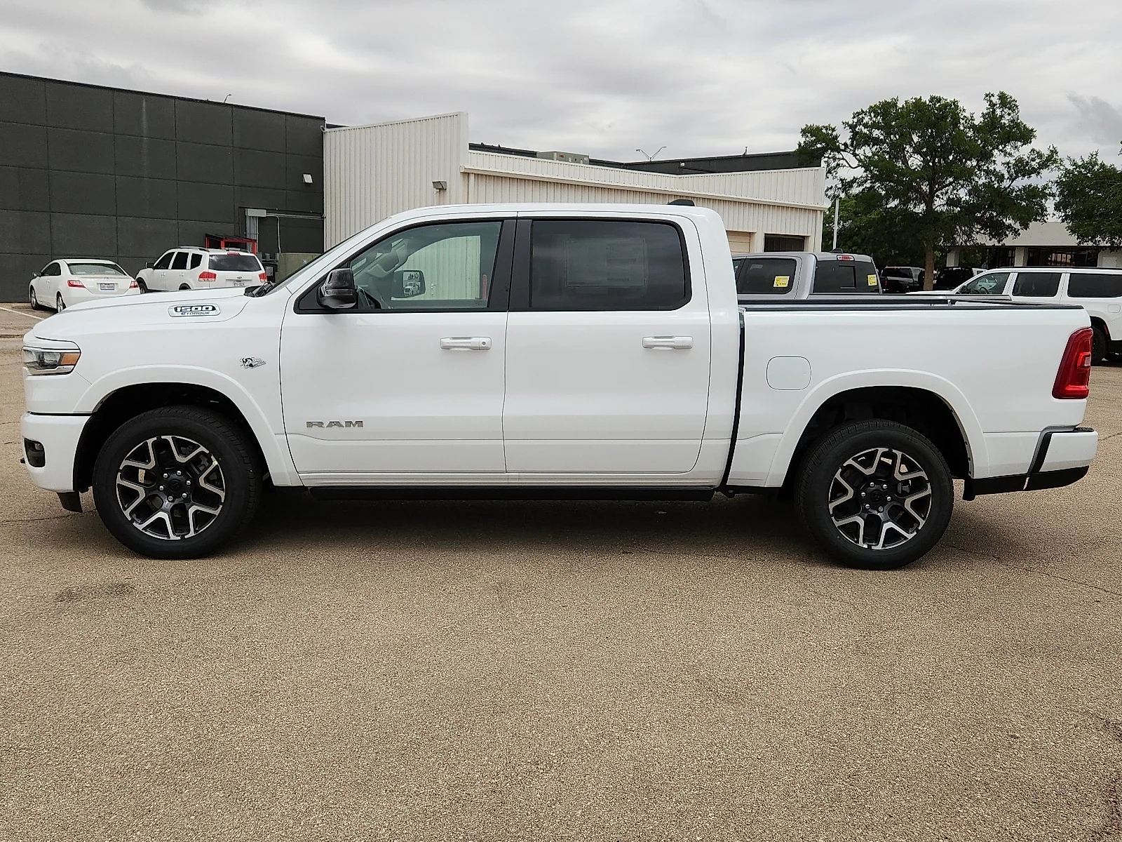 New 2026 Bright White Clear-Coat  Paint Ram LARAMIE CREW CAB 4X4 5
