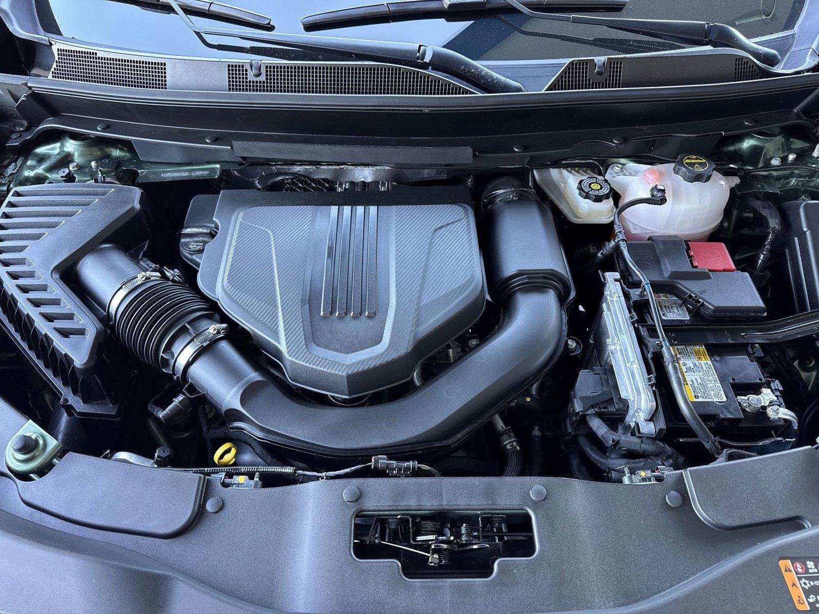 2027 Chevrolet Traverse LT - Photo 38