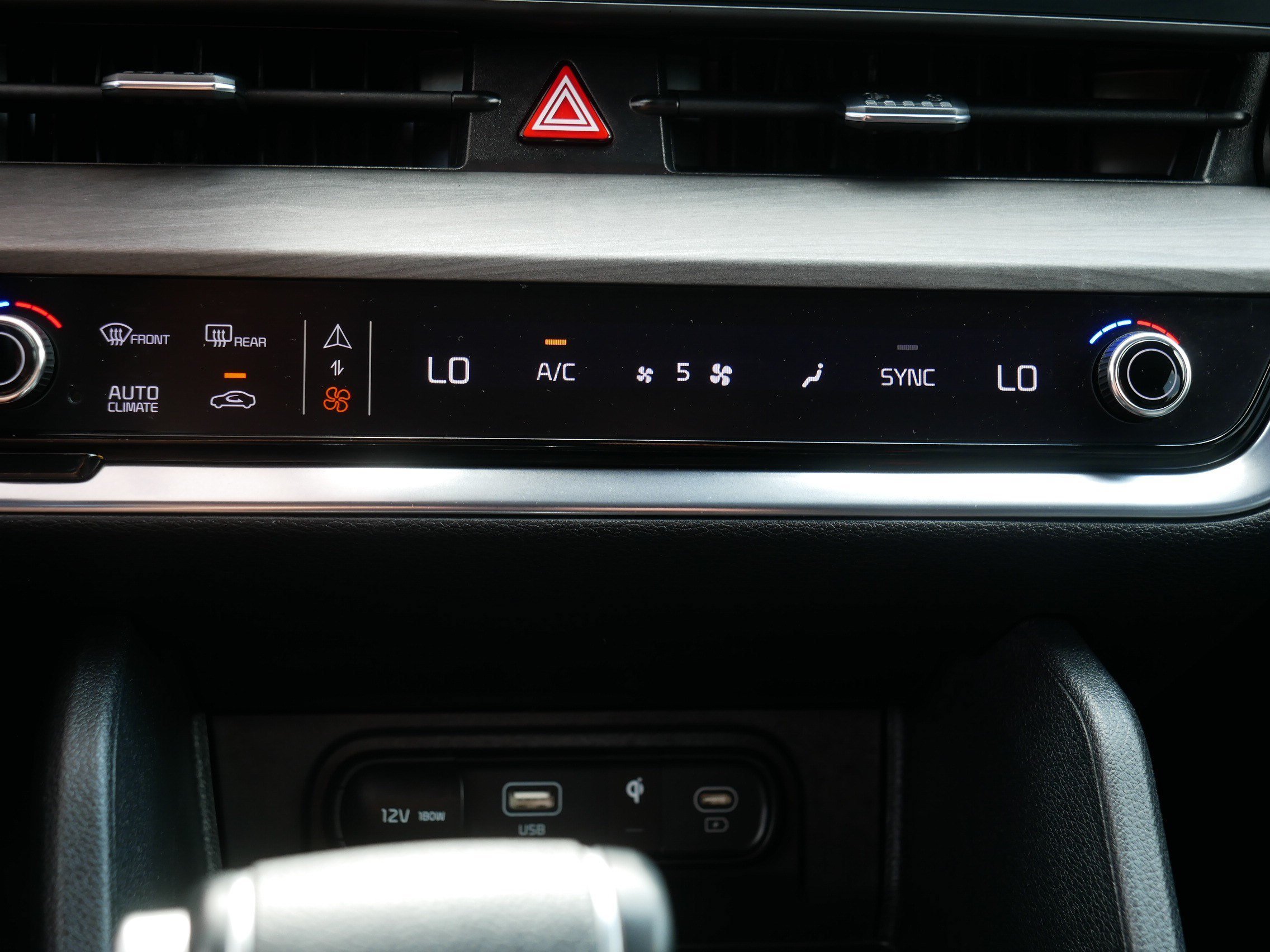 Used 2023 Wolf Gray Kia X-Line image 23
