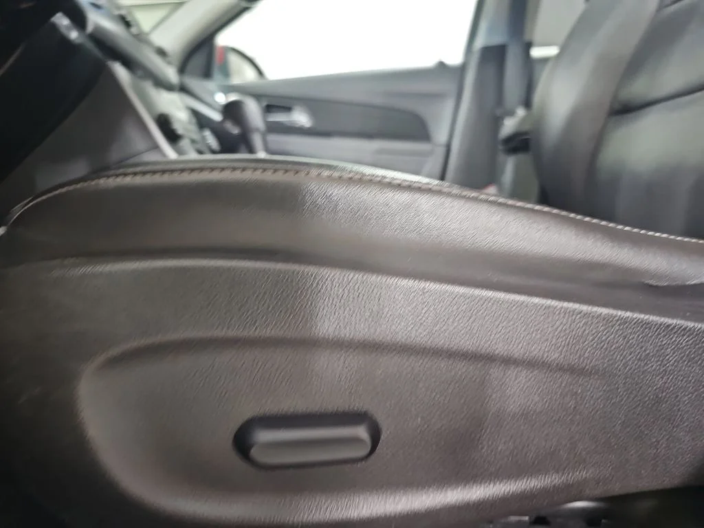 Used 2014 Red Chevrolet LTZ image 34