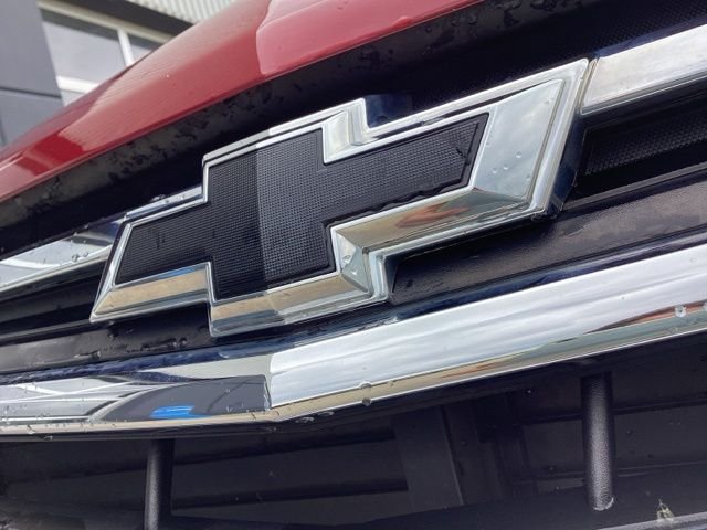 Certified Used 2019 Red Tinted Clearcoat Chevrolet Premier image 4
