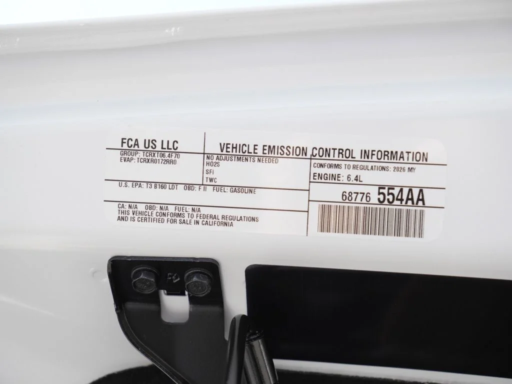 New 2026 Bright White Clear-Coat Exterior Paint Jeep Moab 392 image 29