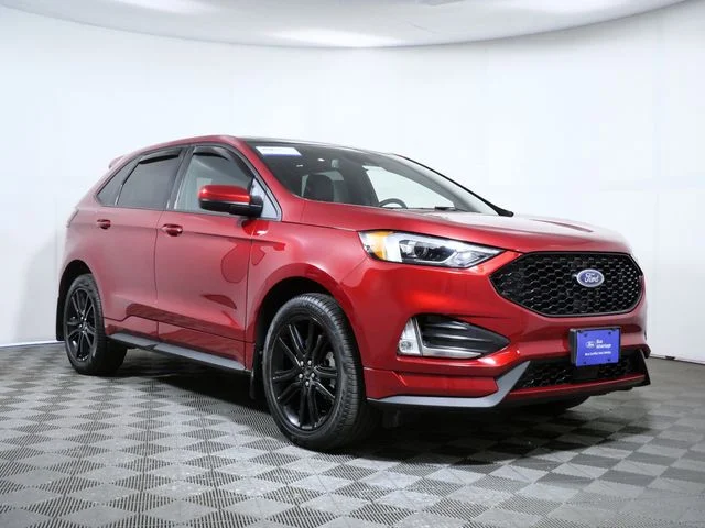 2024 Ford Edge ST-Line AWD's photo