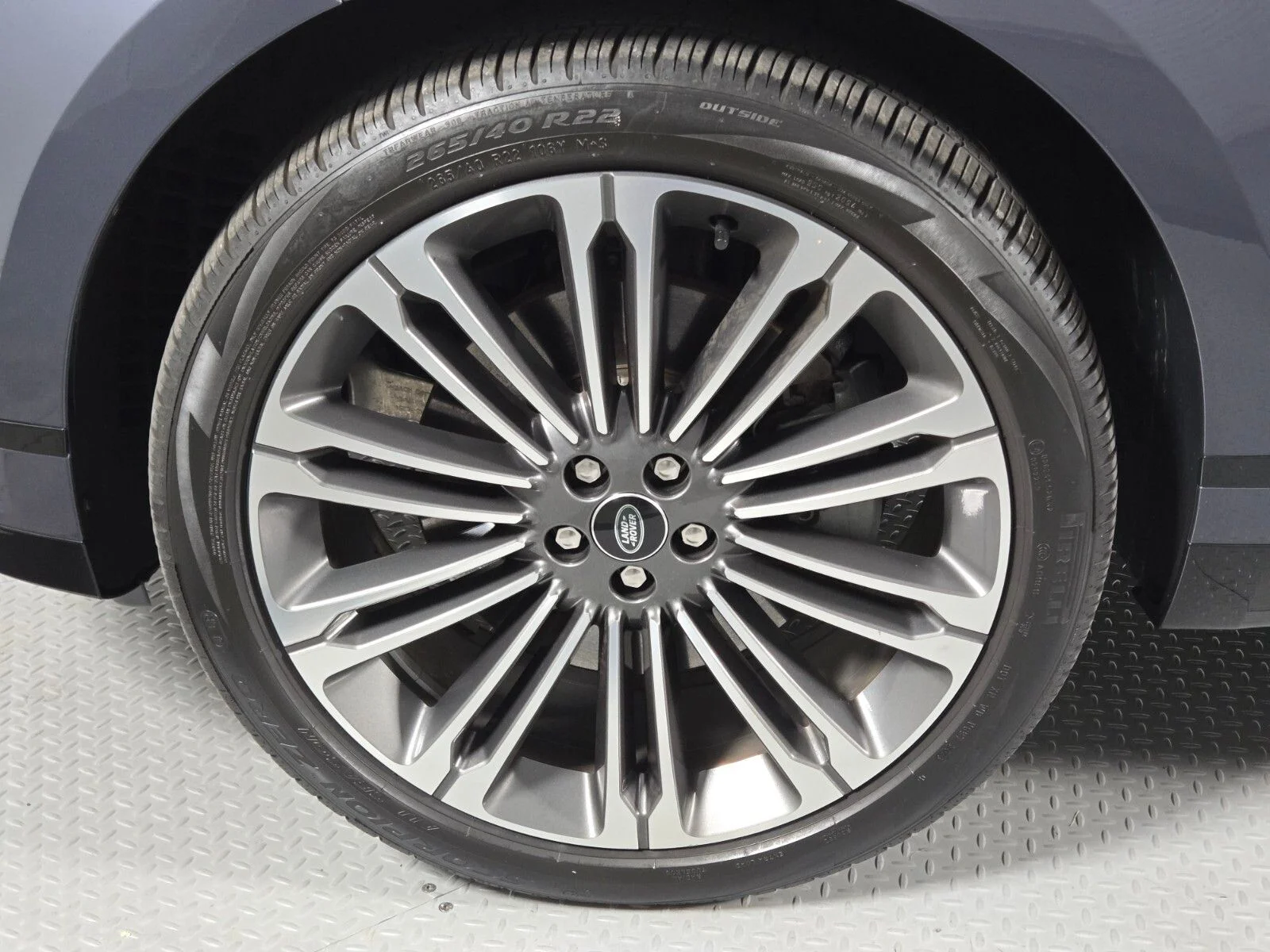 2024 Land Rover Range Rover Velar Dynamic SE - Photo 9