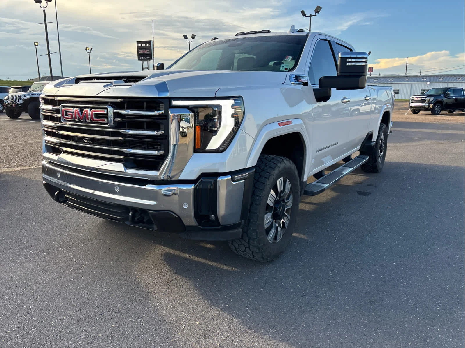 1GT49NEY8RF264032