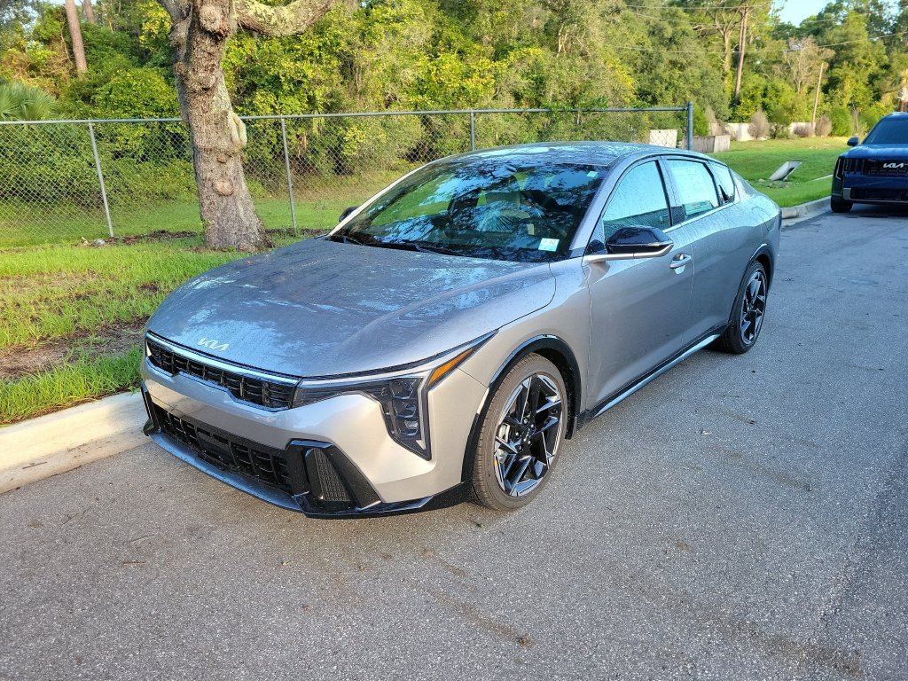 New 2026 Steel Gray Kia GT-Line image 3