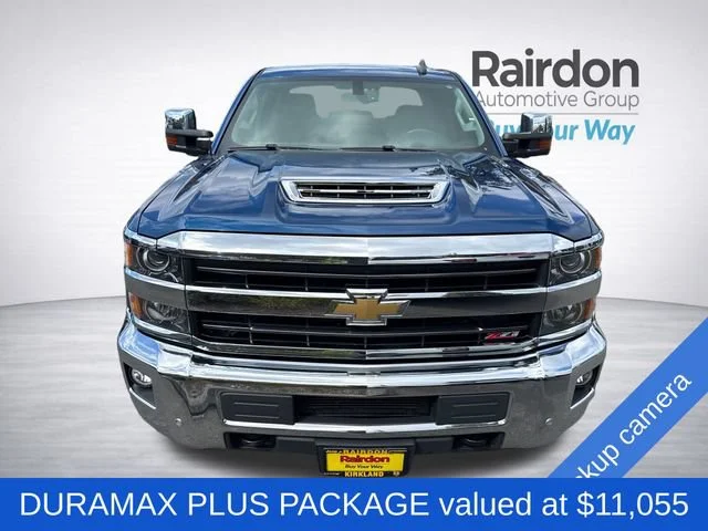Used 2019 Deep Ocean Blue Metallic Chevrolet LTZ image 2