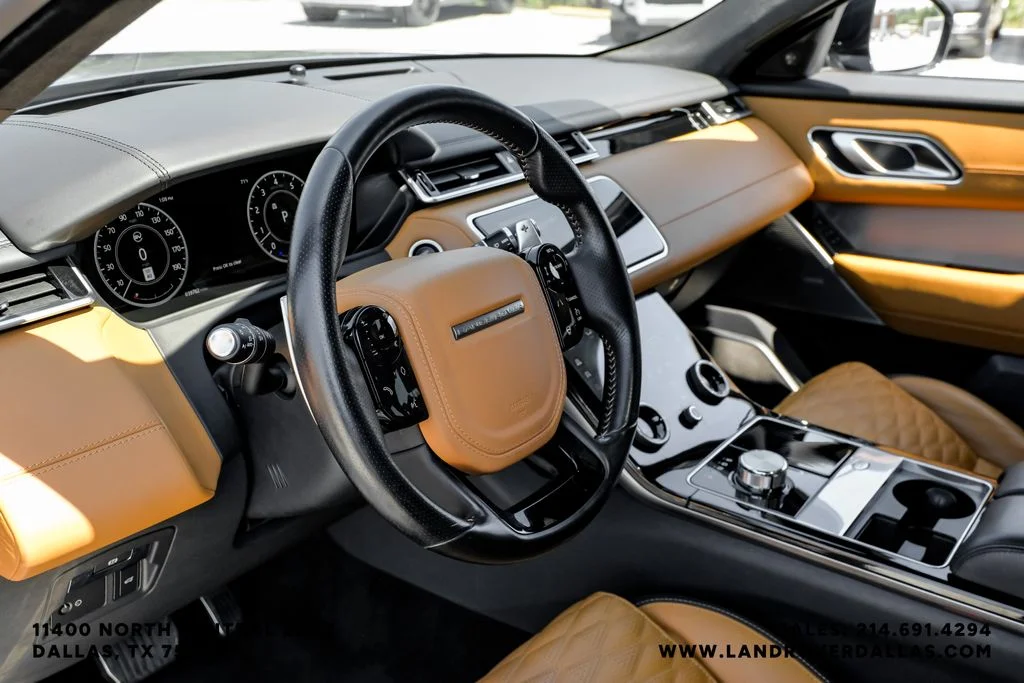 Used 2020 Byron Blue Metallic Land Rover SVAutobiography Dynamic Edition image 15