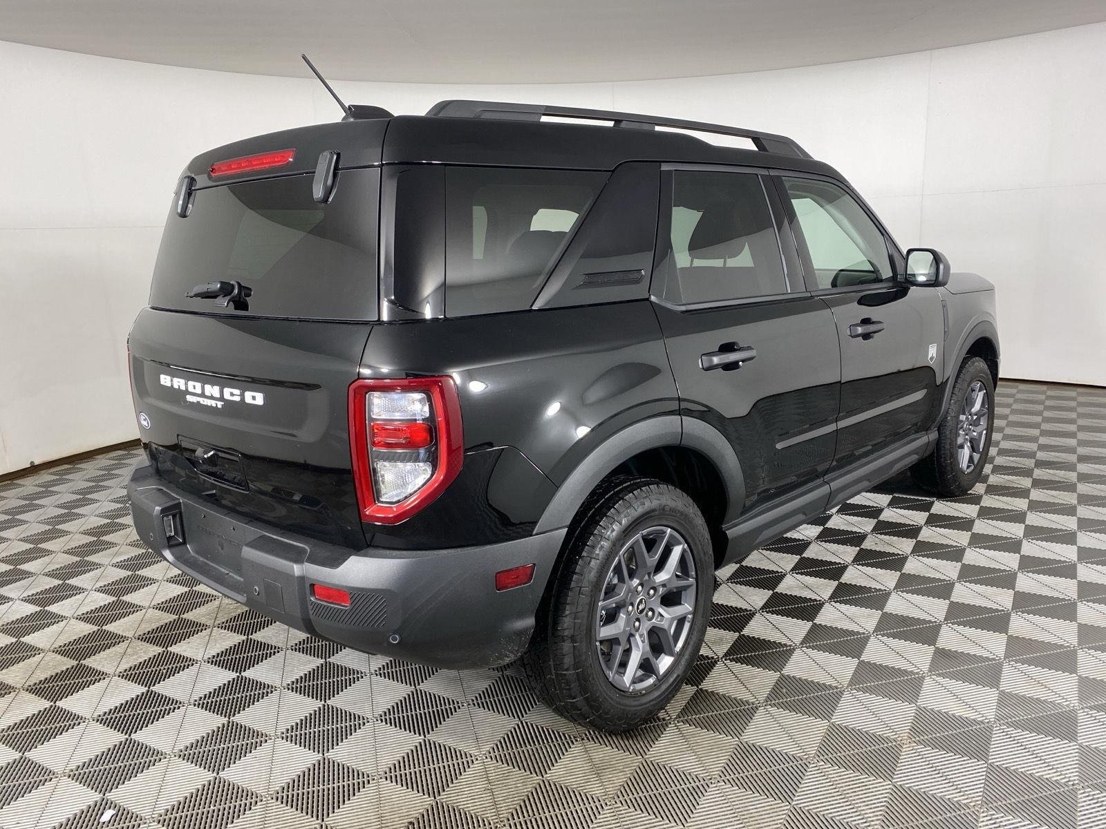 Used 2026 Shadow Black Ford Big Bend image 8