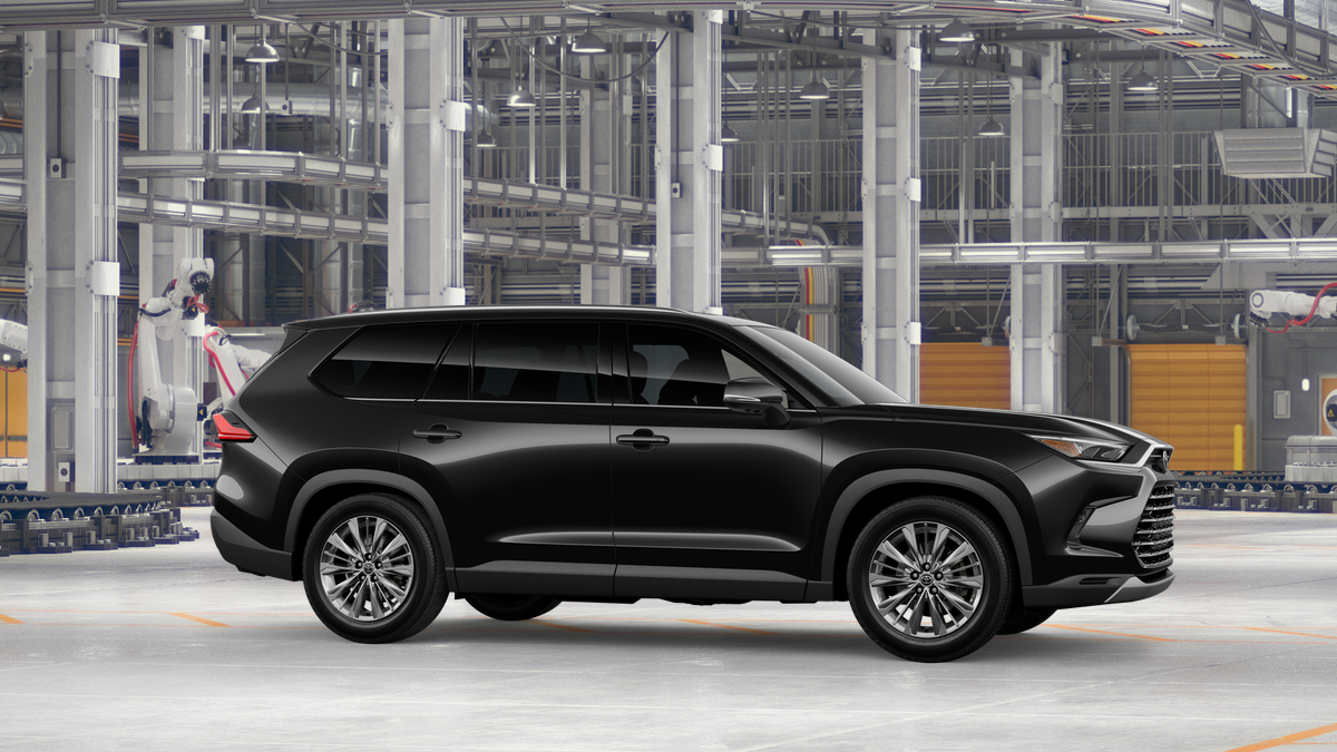 New 2026 Midnight Black Metallic Toyota Platinum image 13