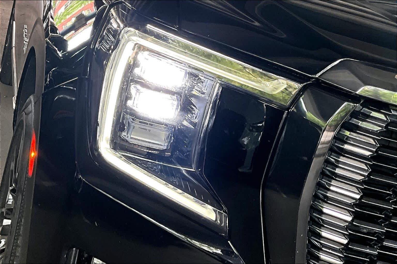 Used 2023 Onyx Black GMC Denali Ultimate image 53
