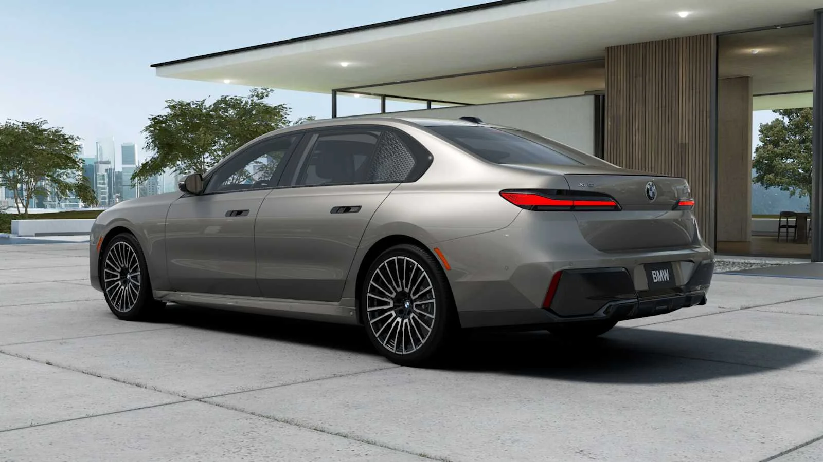 New 2026 Oxide Grey Metallic BMW 760i xDrive image 2