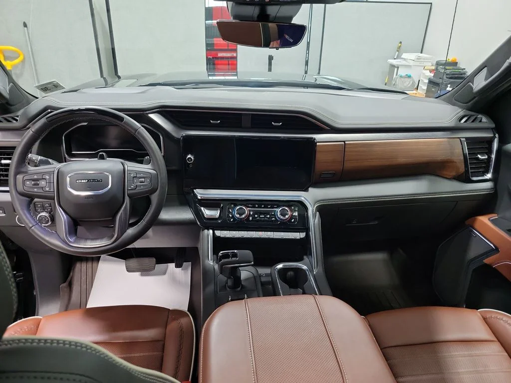 Used 2025 Black GMC Denali Ultimate image 3