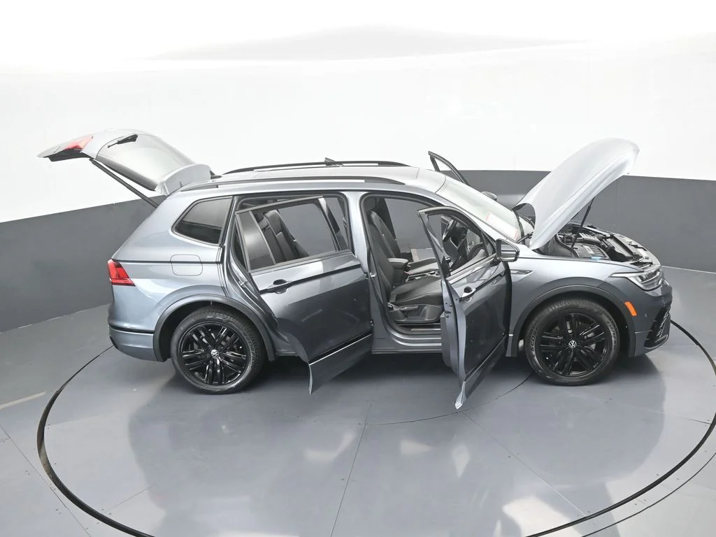 Used 2022 Gray Volkswagen 2.0T SE R-Line Black image 77