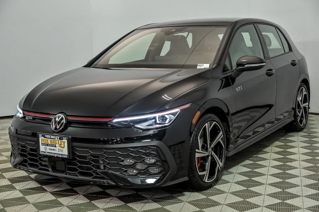 Certified Used 2025 Black Volkswagen 2.0T SE image 5
