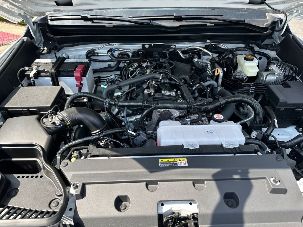 Certified Used 2026 Ice Toyota SR5 image 28