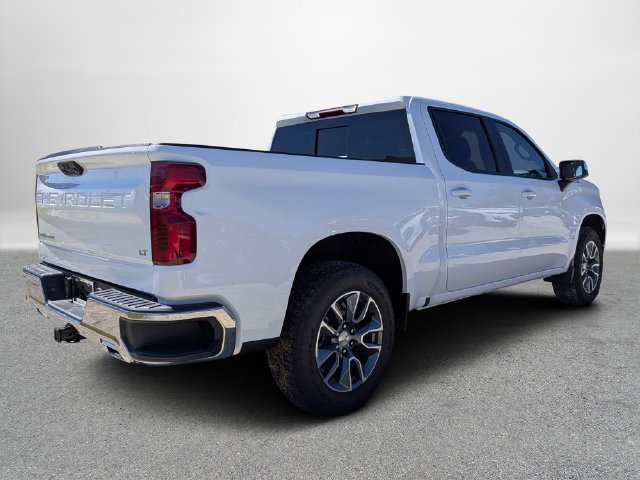 New 2026 Summit White Chevrolet LT image 4
