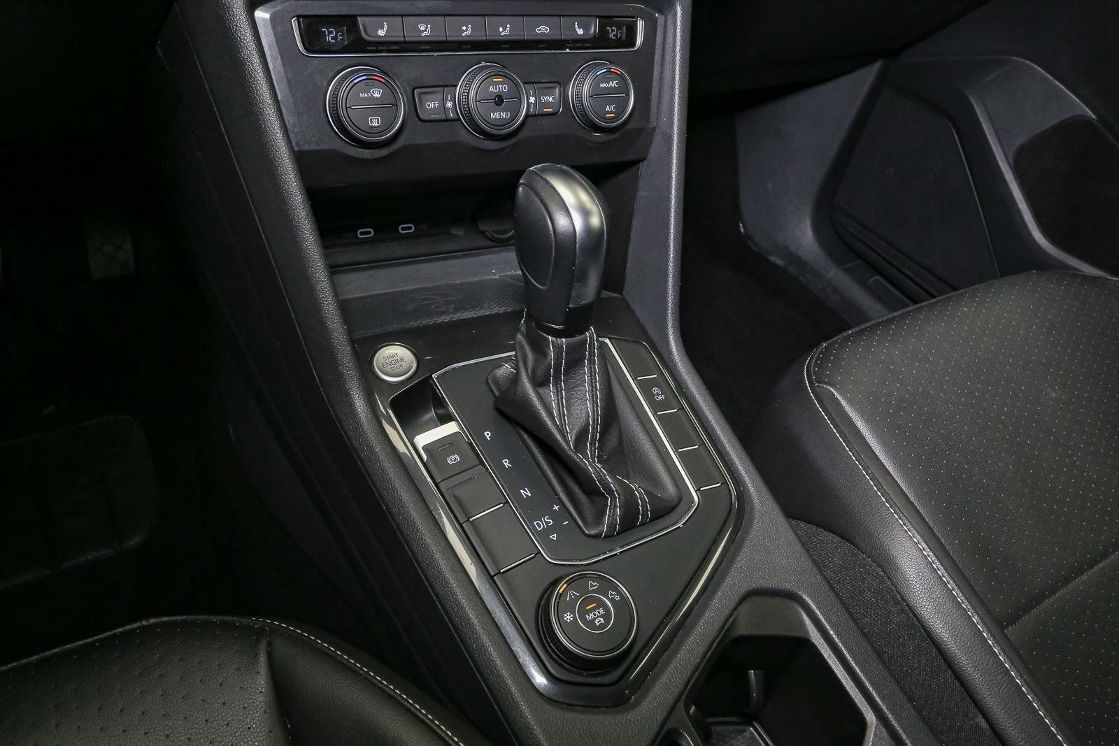 Used 2021 Platinum Gray Metallic Volkswagen SE image 30
