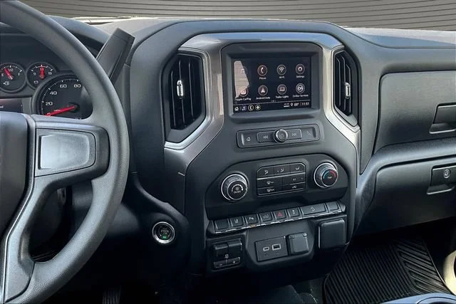 2026 Chevrolet Silverado 2500 HD Custom - Photo 6