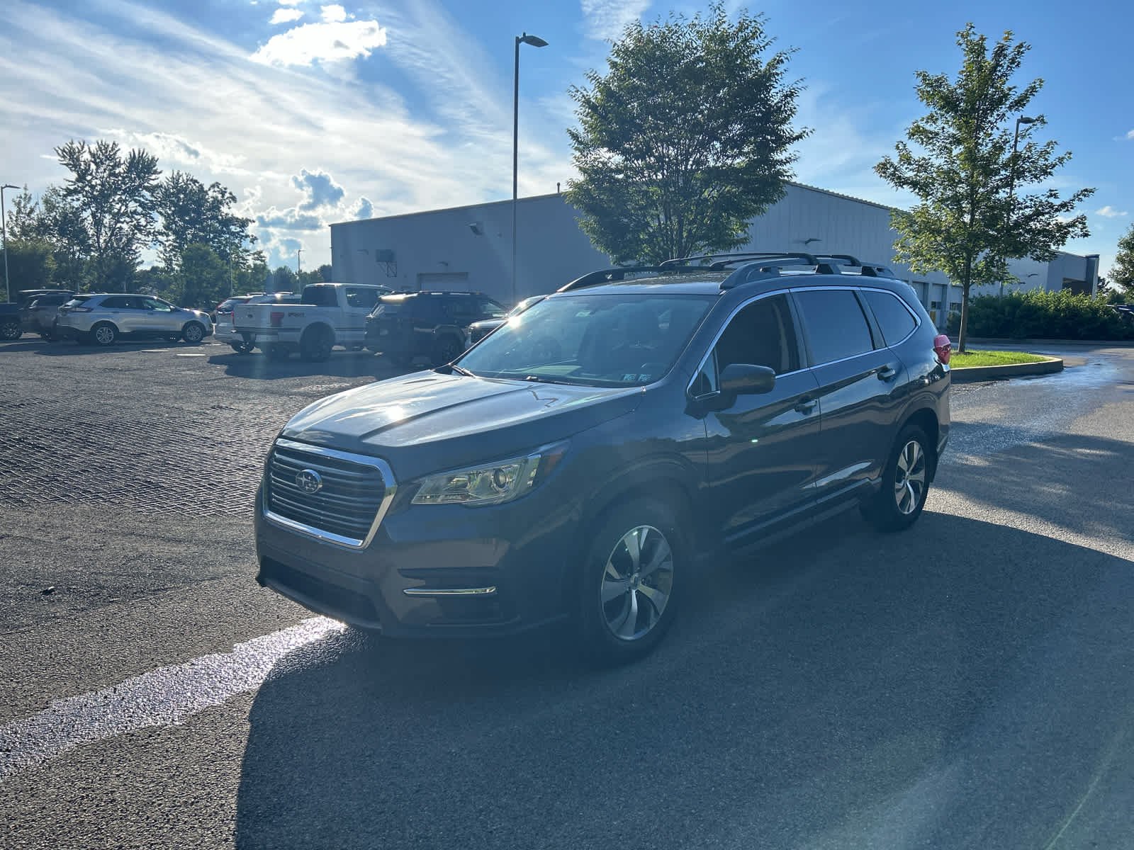 Used 2020 Magnetite Gray Metallic Subaru Premium image 3