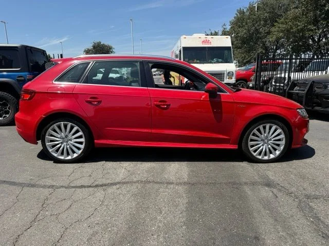 Used 2017 Red Audi 1.4T Premium image 3