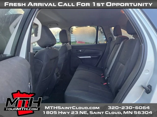 Used 2014 Silver Ford SE image 12