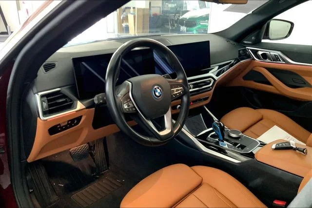 Used 2023 Aventurin Red Metallic BMW eDrive35 image 7