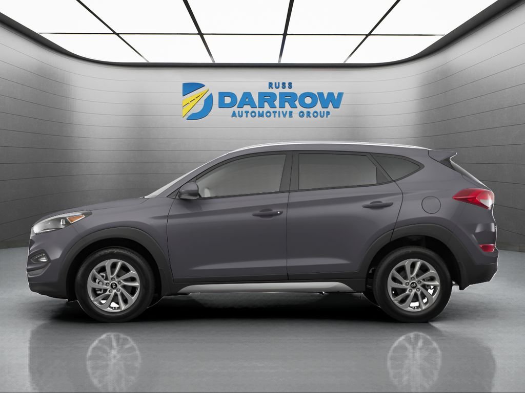 Used 2017 Gray Hyundai SE Plus image 2