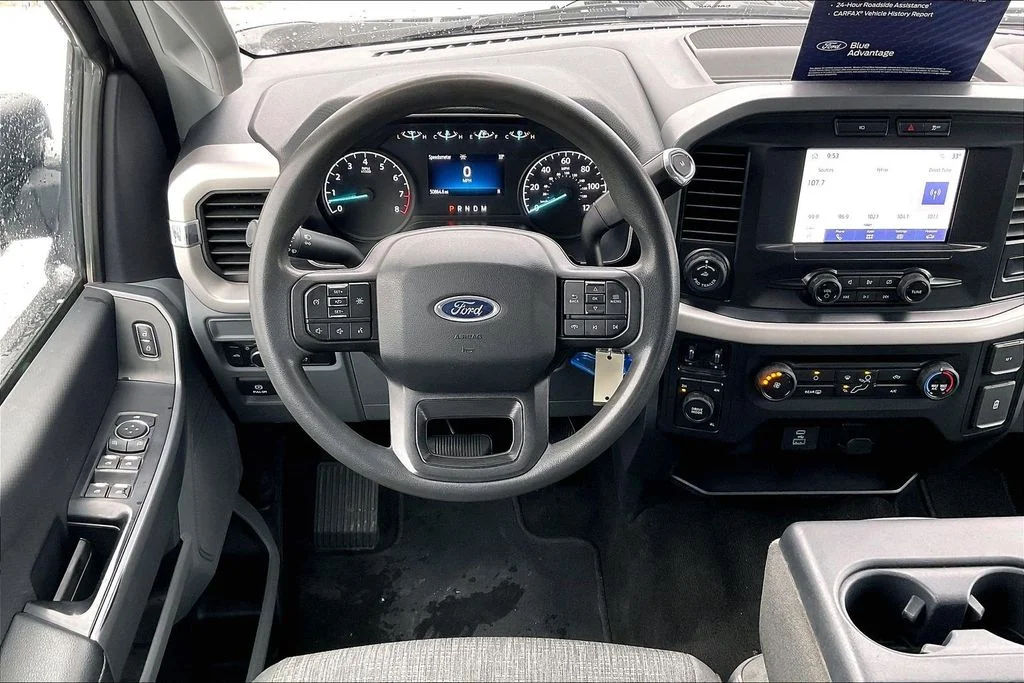 Used 2022 Silver Ford XLT image 4