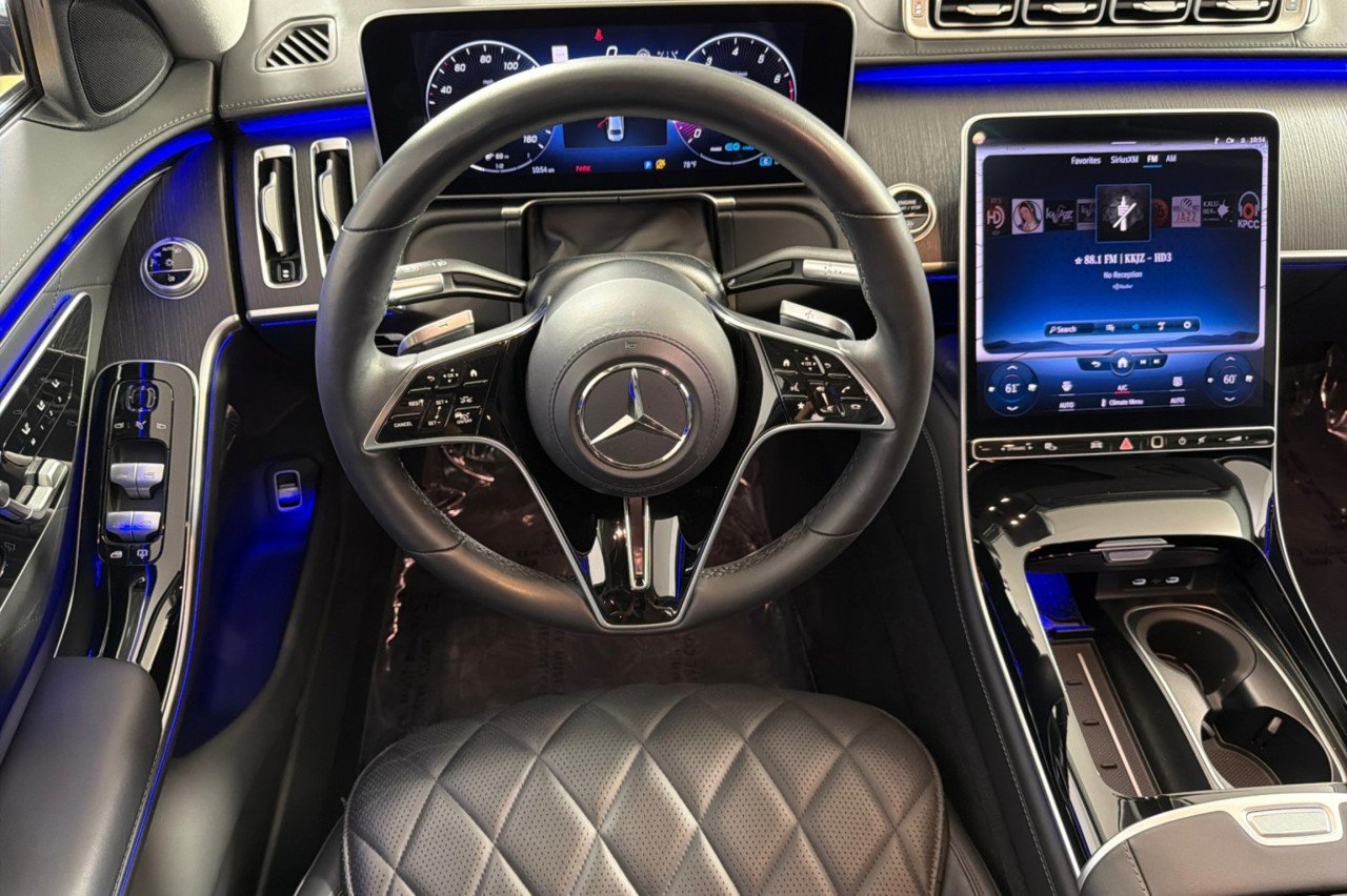 Certified Used 2022 Black Mercedes-Benz S 580 image 13