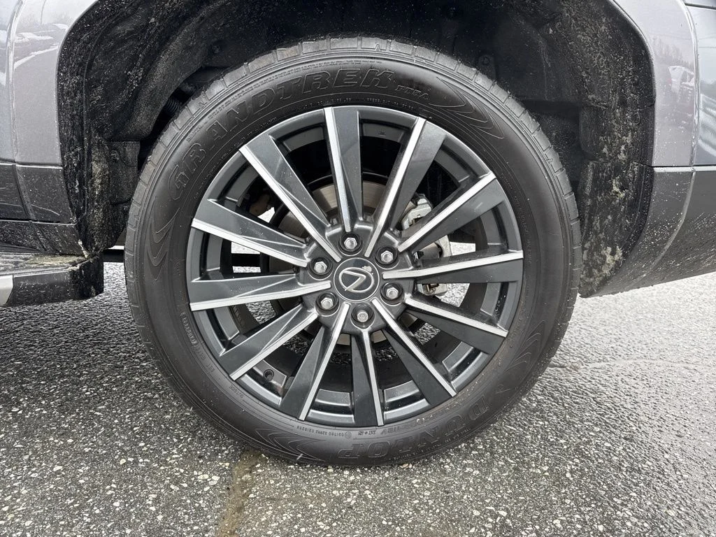 Used 2024 Gray Lexus 550 Luxury image 34