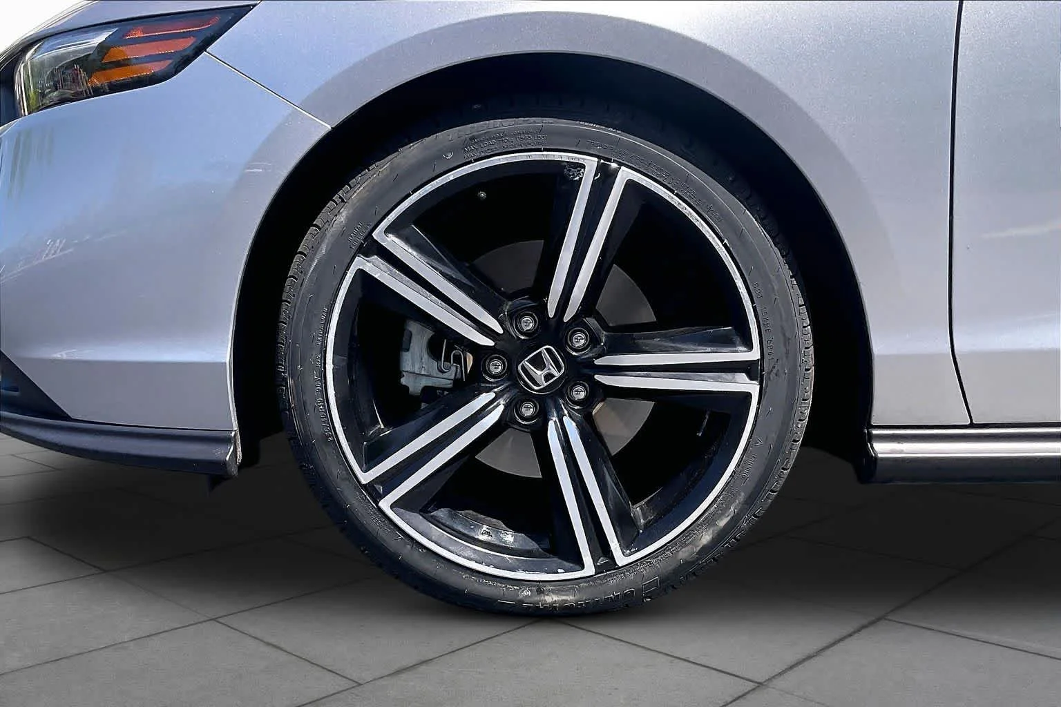 Used 2024 Solar Silver Metallic Honda Sport image 11