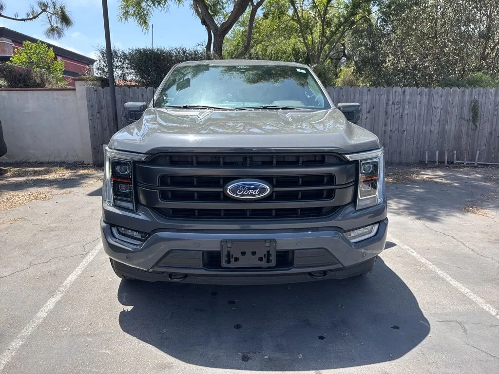 Used 2021 White Ford Lariat image 15