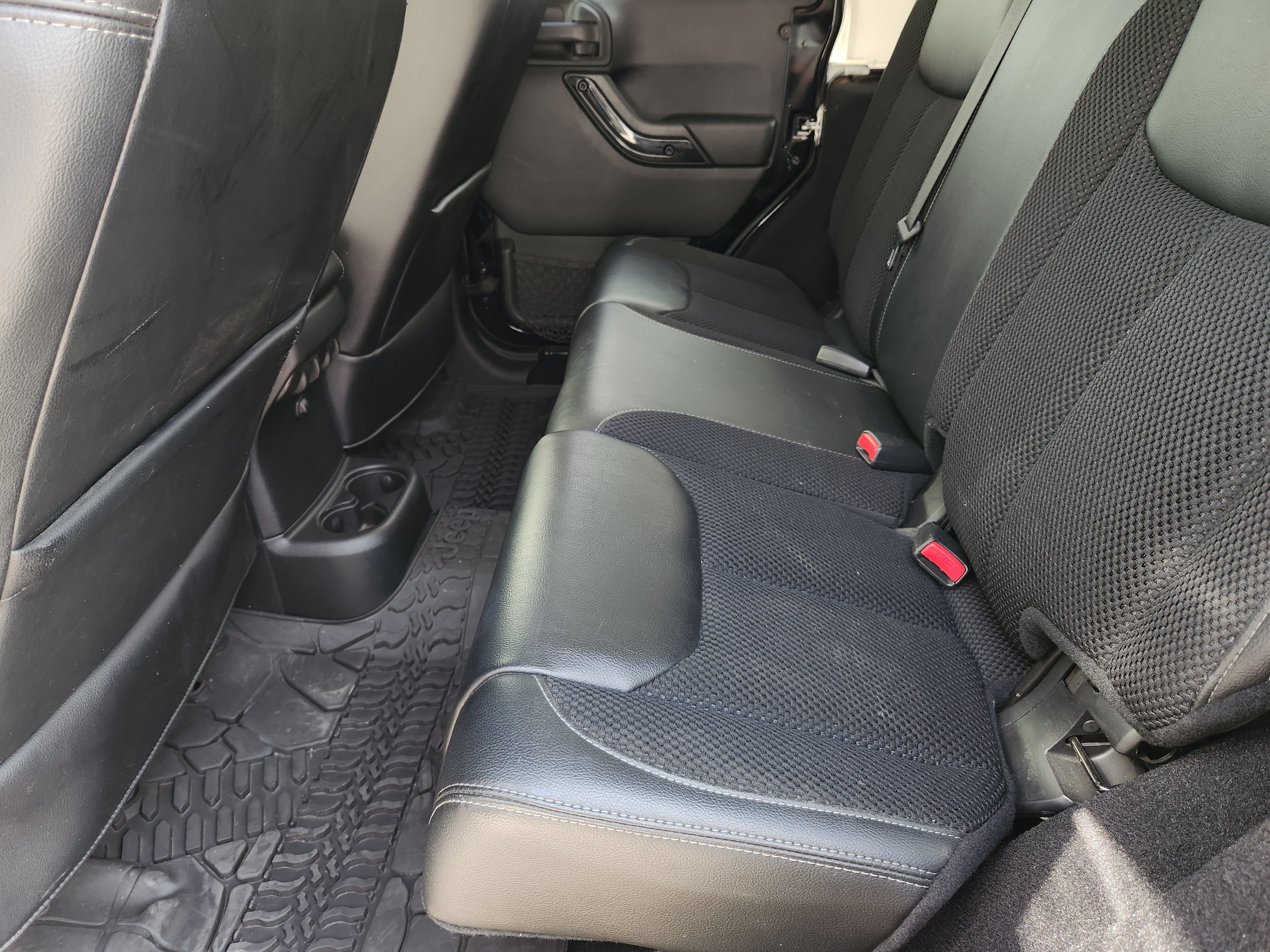 Used 2017 Black Clearcoat Jeep Winter image 29