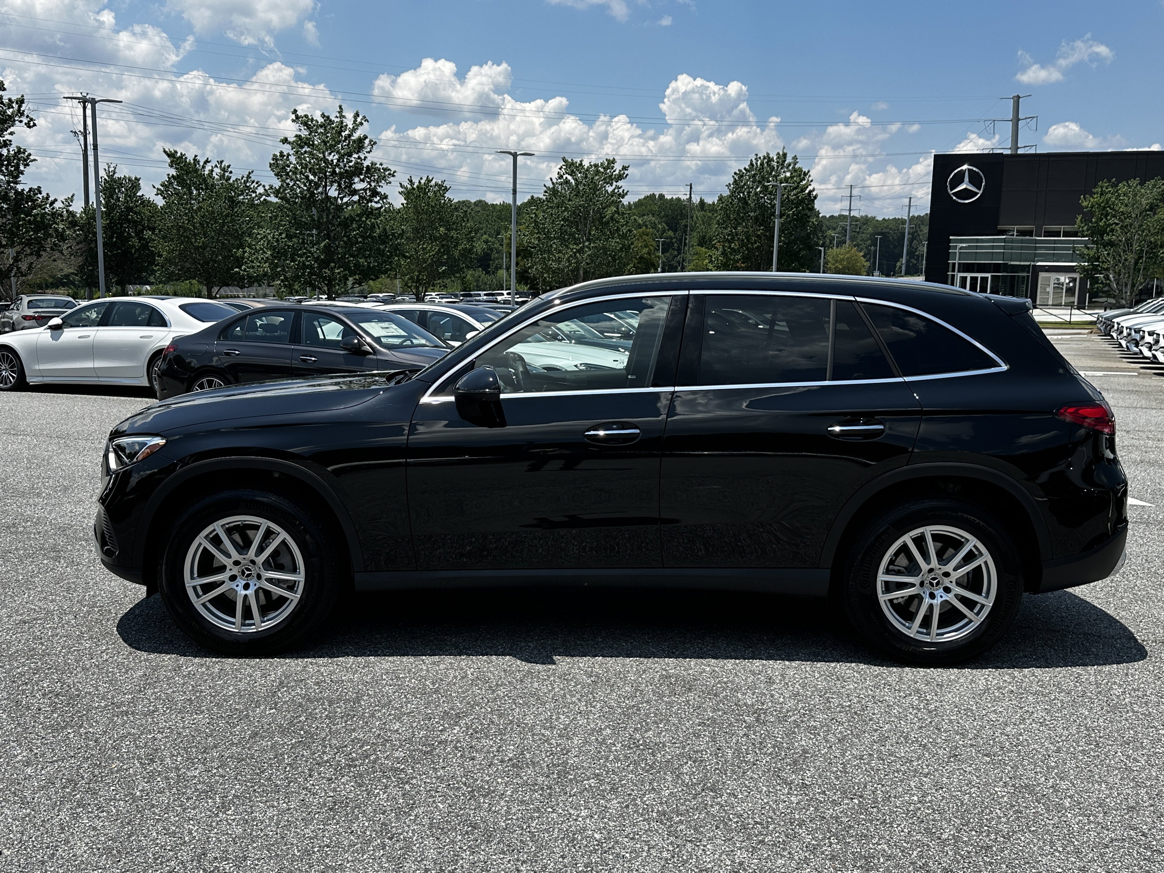 Certified Used 2026 Black Mercedes-Benz GLC 300 image 5