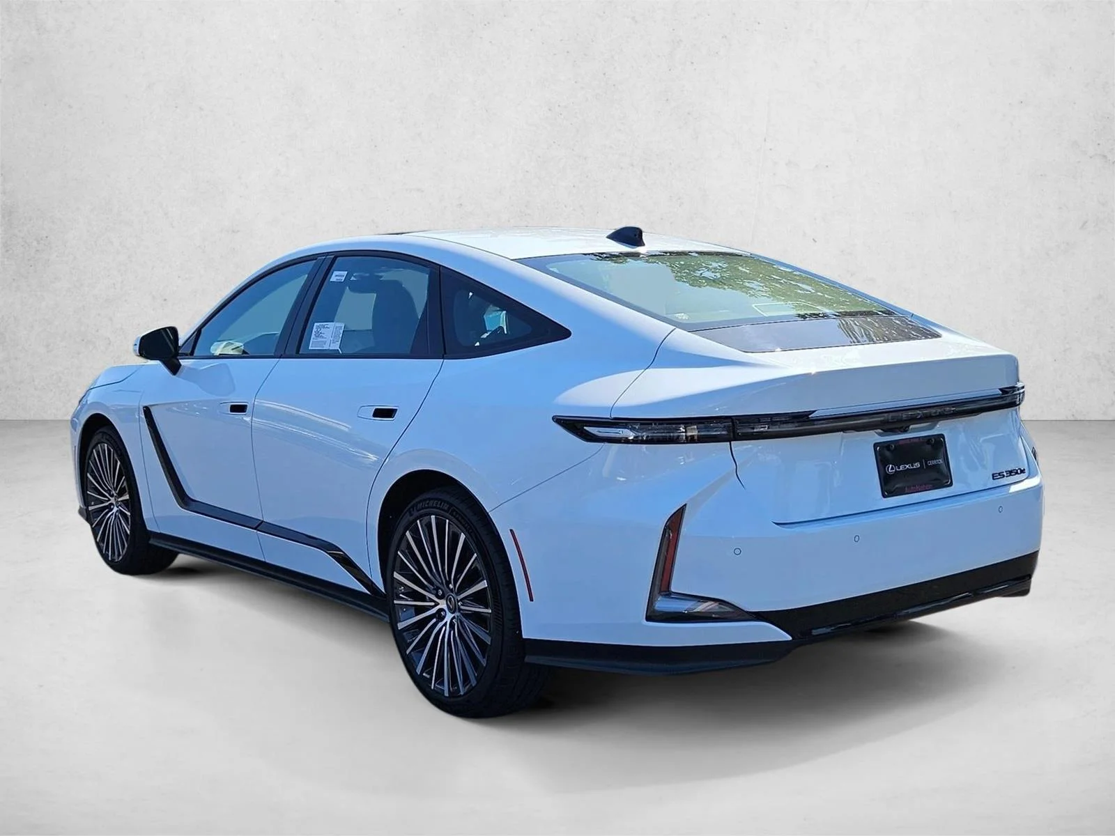 2026 Lexus ES BEV 350e Premium - Photo 8