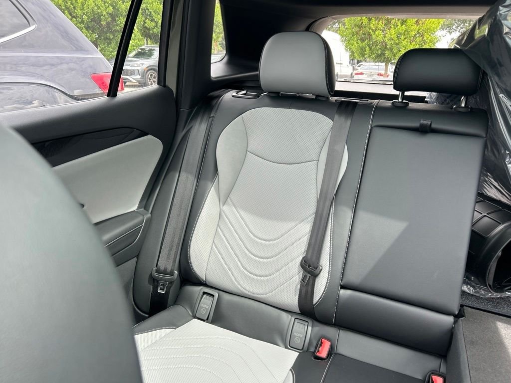 New 2026 Green Volkswagen 2.0T SE R-Line Black image 12