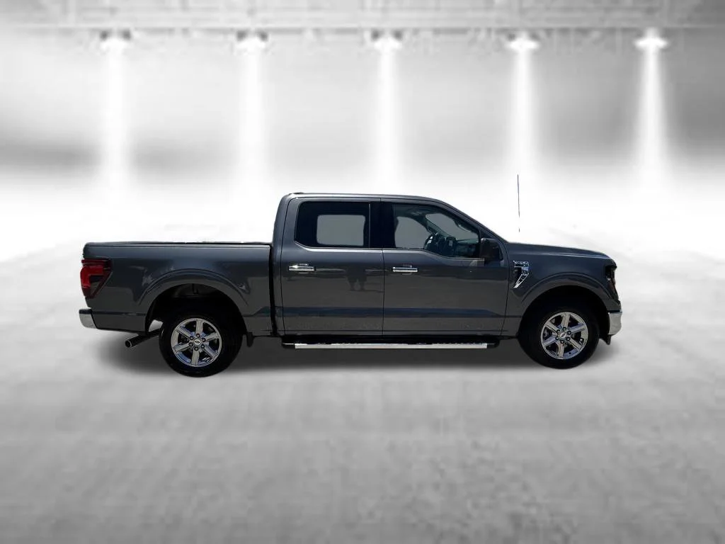 Certified Used 2025 Gray Metallic Ford XLT image 3