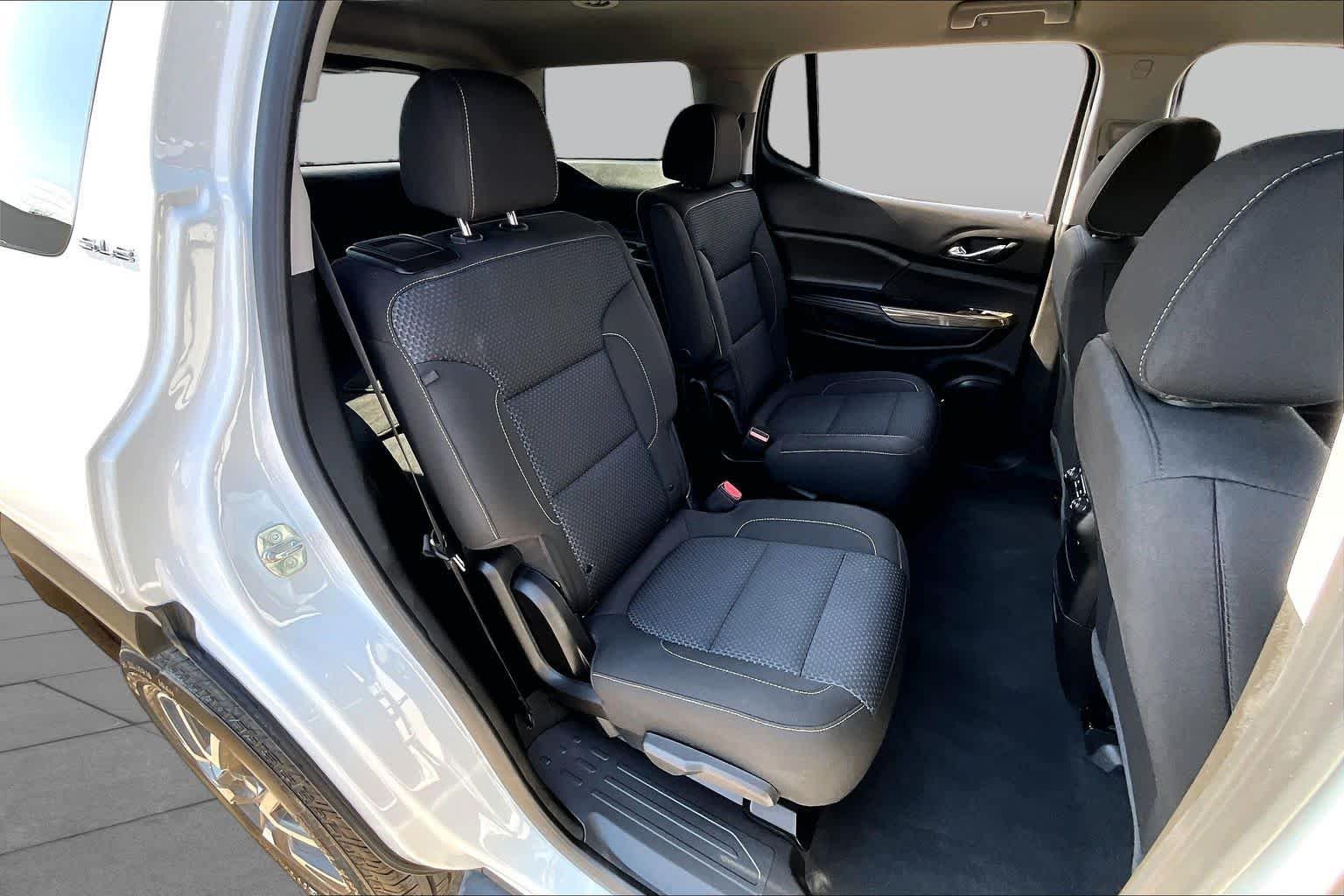 Used 2023 Summit White GMC SLE image 20