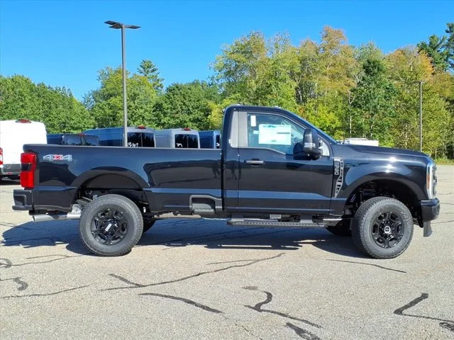 New 2026 Agate Black Metallic Ford XL image 22