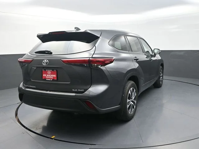Used 2023 Gray Toyota XLE image 8