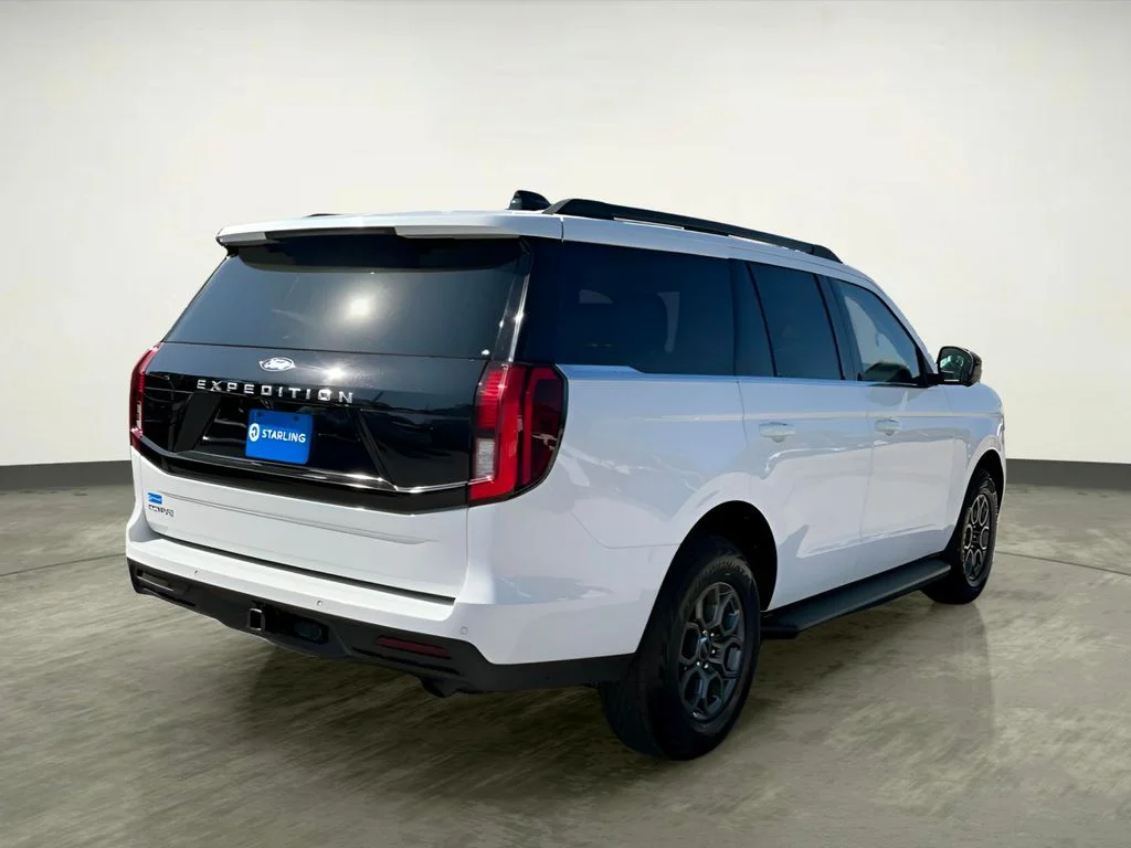 Used 2025 White Ford Active image 8