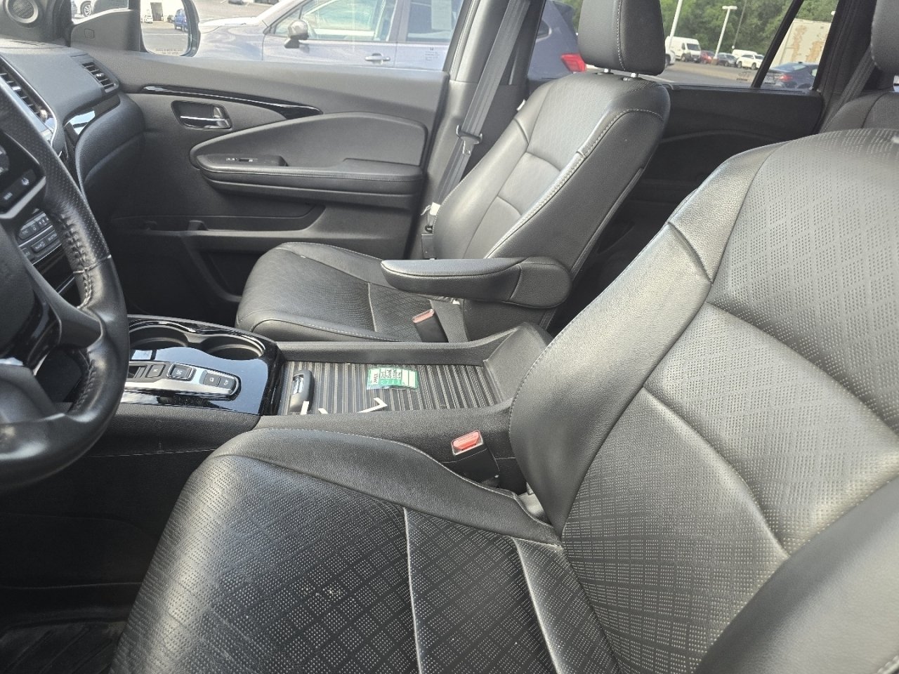 Used 2019  Honda Touring image 22
