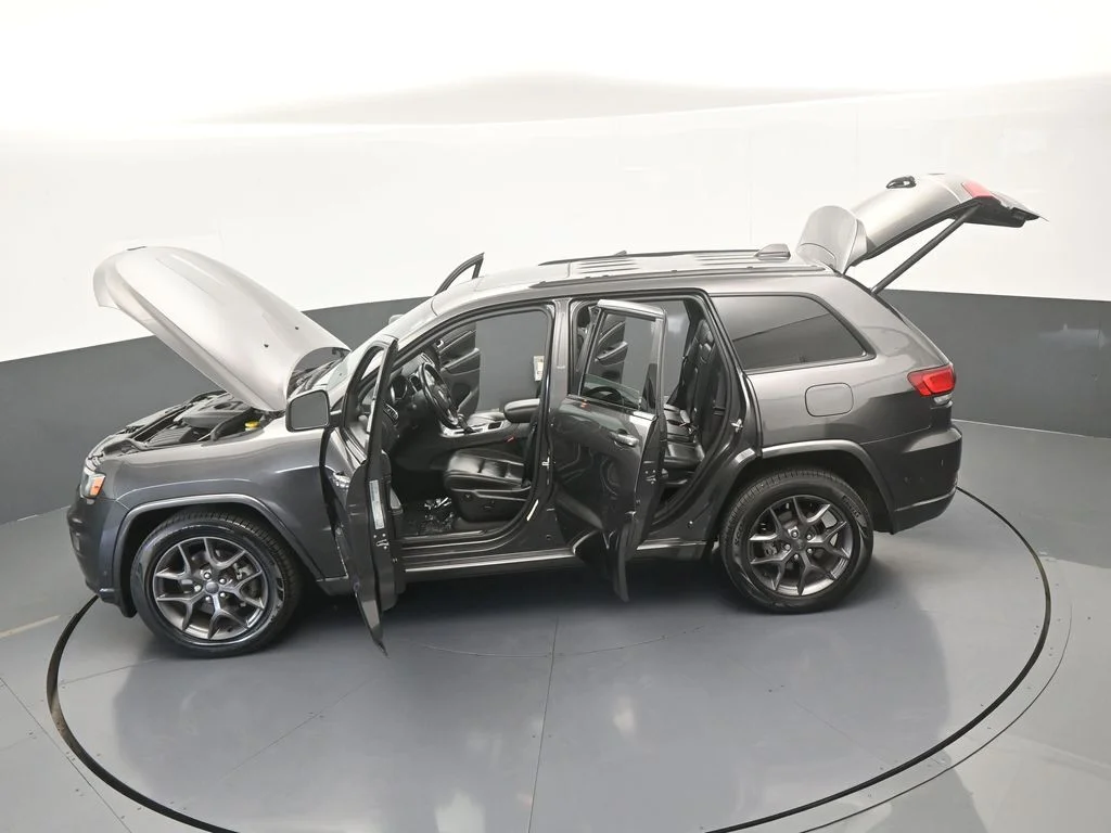Used 2021 Granite Crystal Metallic Clearcoat Jeep Limited image 65