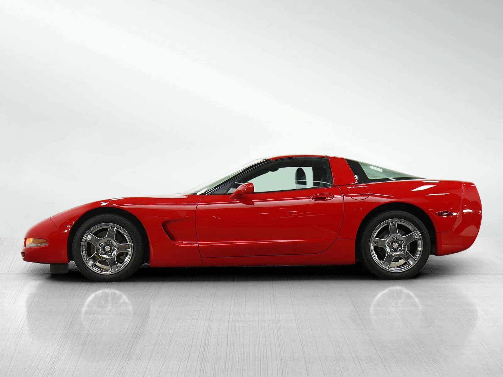 Used 1999 Chevrolet Corvette Base with VIN 1G1YY22G2X5125024 for sale in Burnsville, Minnesota