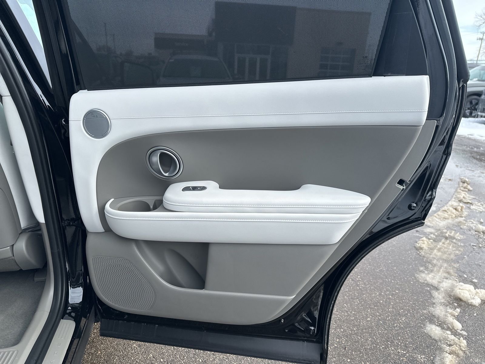 New 2026 Black Hyundai SEL Premium 7P image 36